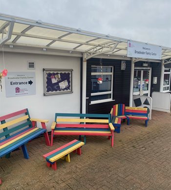 Stevenage Broadwater Family Centre entrance